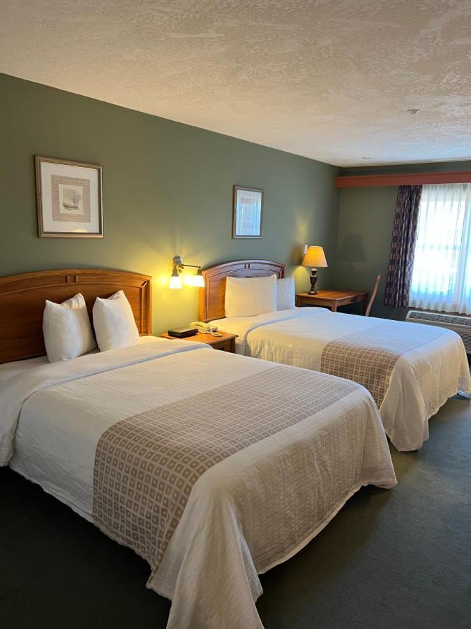 The Grand Hotel Nanaimo Kültér fotó