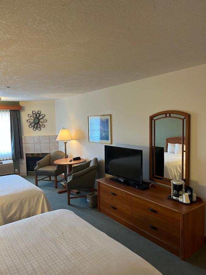 The Grand Hotel Nanaimo Kültér fotó